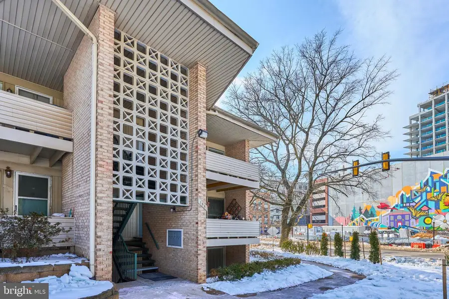 156 Haycock Rd #a-6, Falls Church, VA 22046 - #3