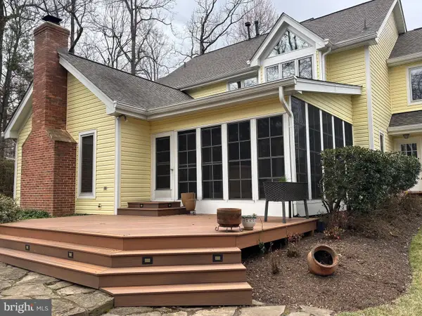 200 N Underwood St N, FALLS CHURCH, VA 22046