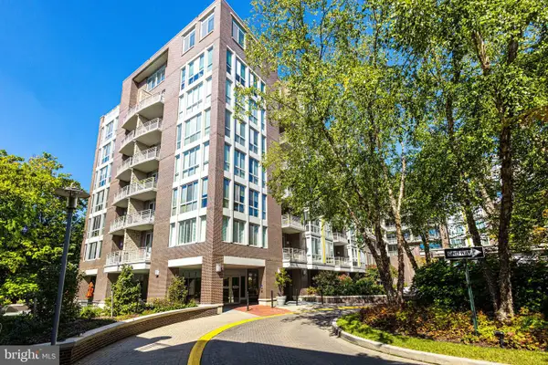513 W Broad St #504, FALLS CHURCH, VA 22046