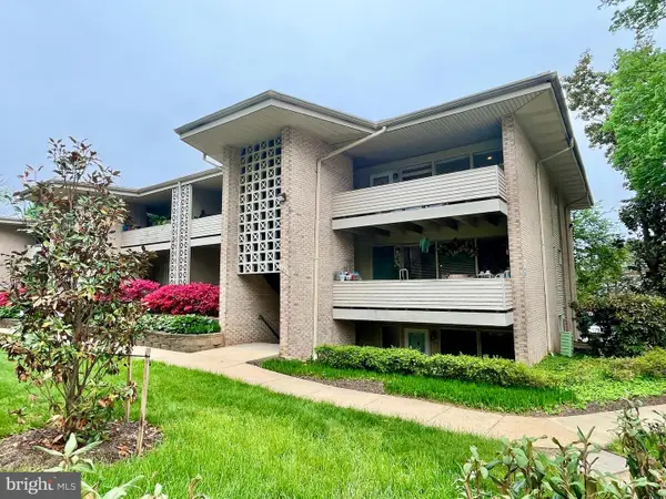 156 Haycock Rd #a-6, FALLS CHURCH, VA 22046