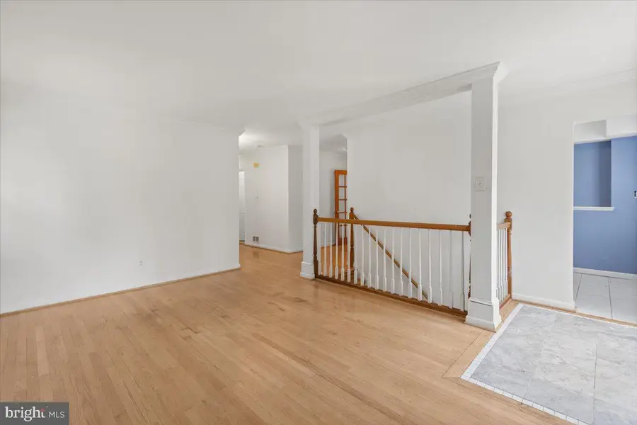 202 S Cherry St, Falls Church, VA 22042 - #3