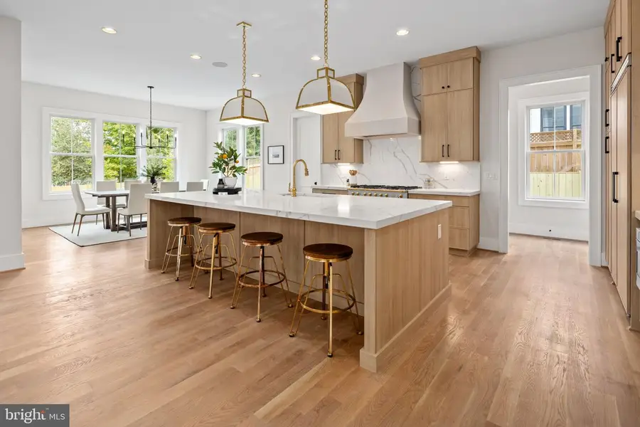 108 S Lee St, Falls Church, VA 22046 - #2
