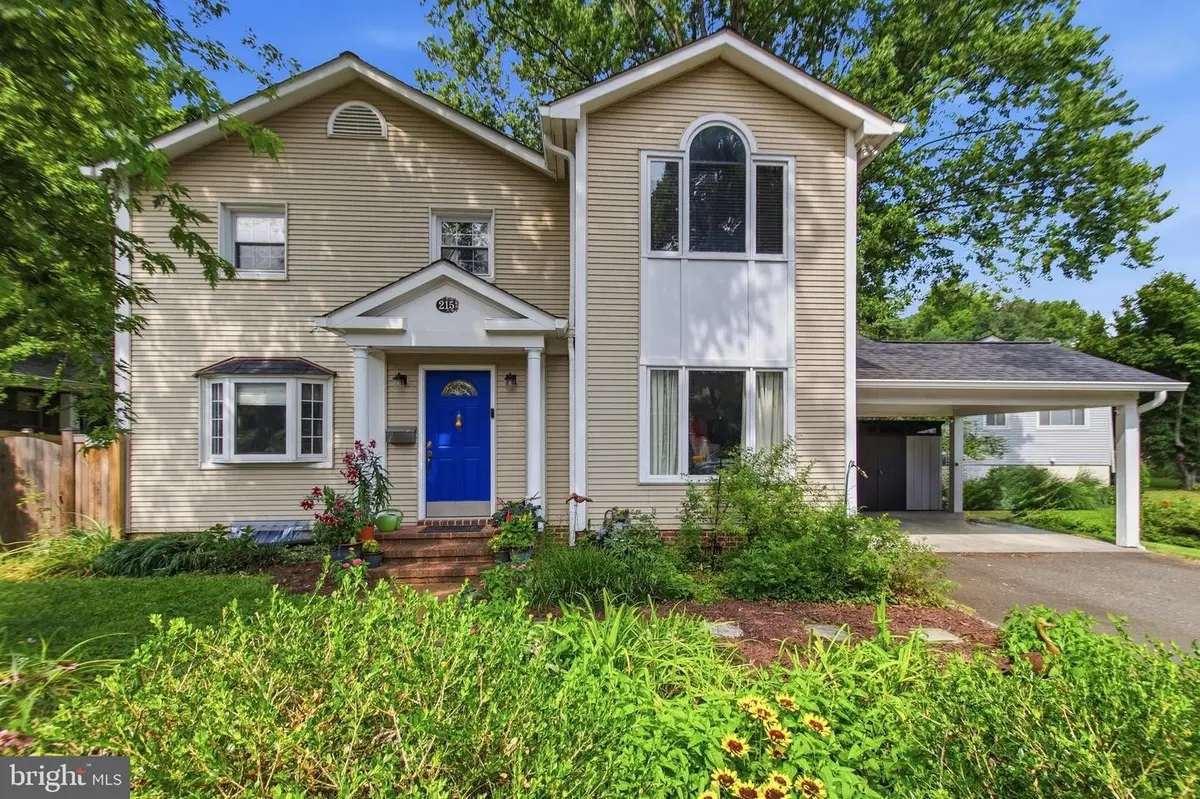 215 W George Mason Rd W, Falls Church, VA 22046 - #1
