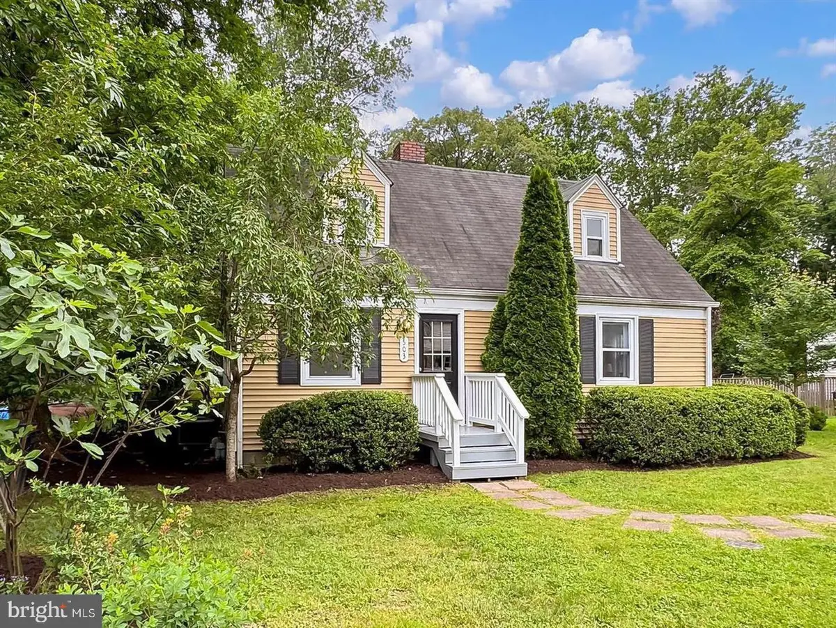 503 Randolph St, Falls Church, VA 22046 - #1