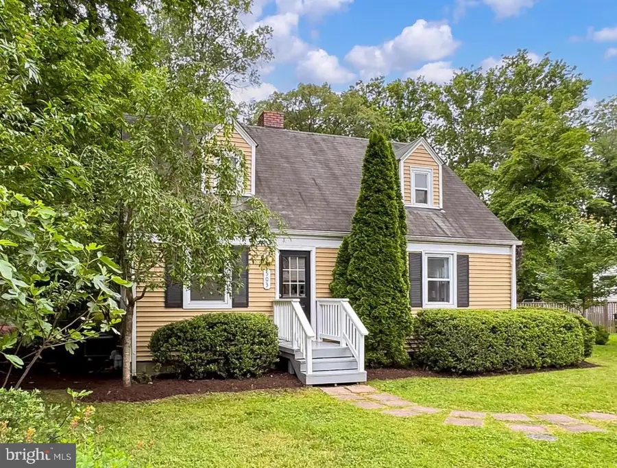 503 Randolph St, Falls Church, VA 22046 - #2