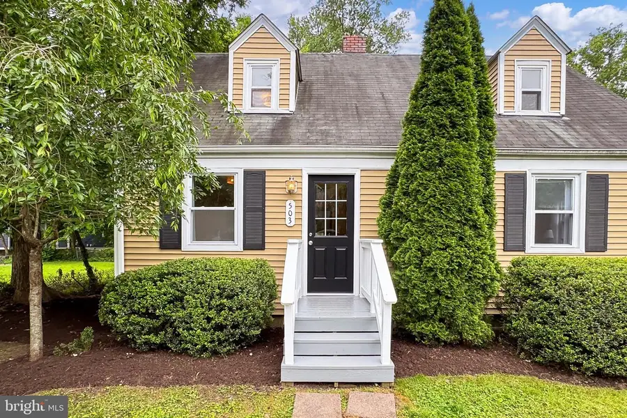 503 Randolph St, Falls Church, VA 22046 - #3