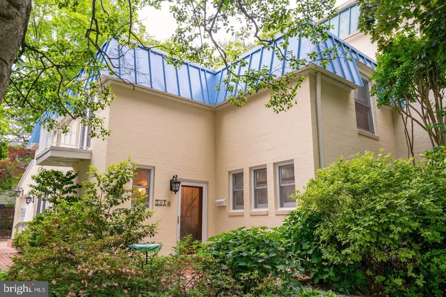201 Garden Ct, Falls Church, VA 22046 - #3