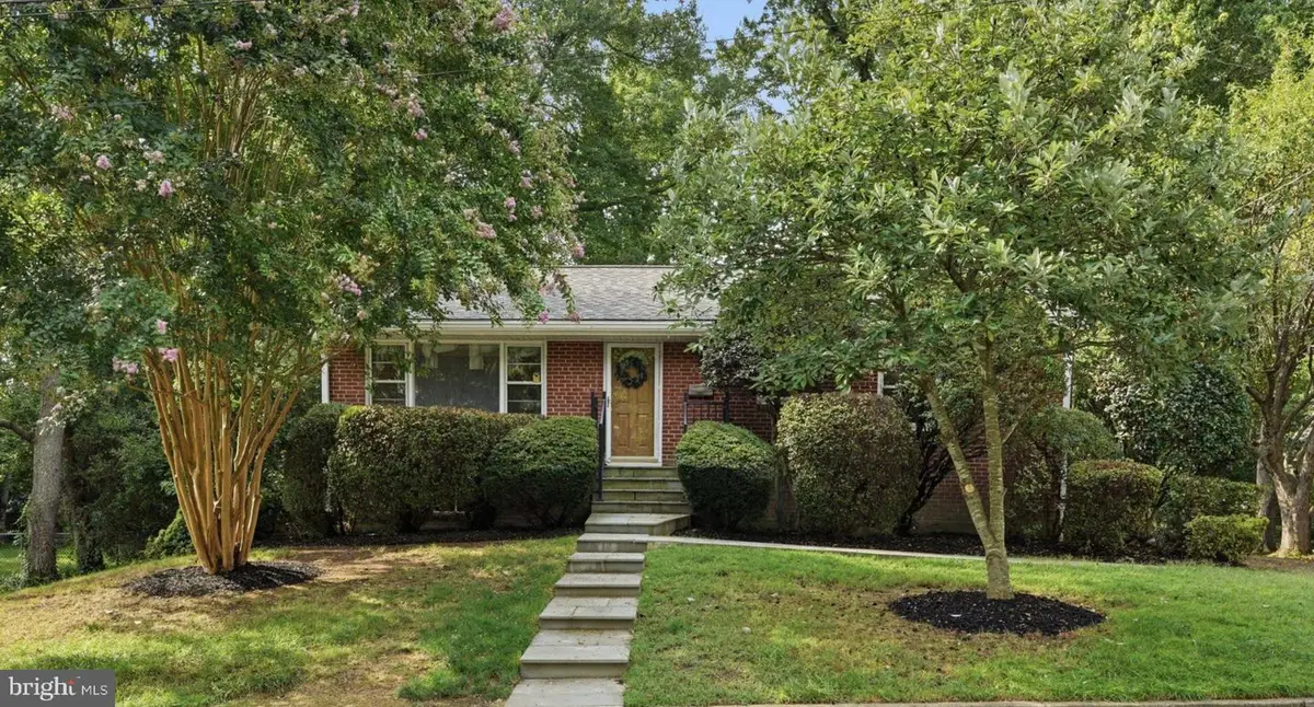 601 Randolph St, Falls Church, VA 22046 - #1