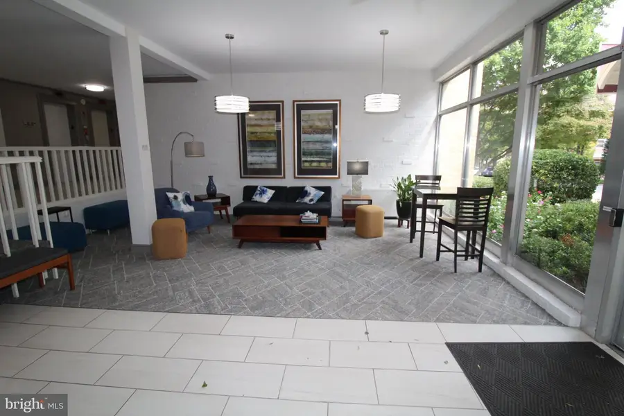 200 Maple Ave #600, Falls Church, VA 22046 - #3