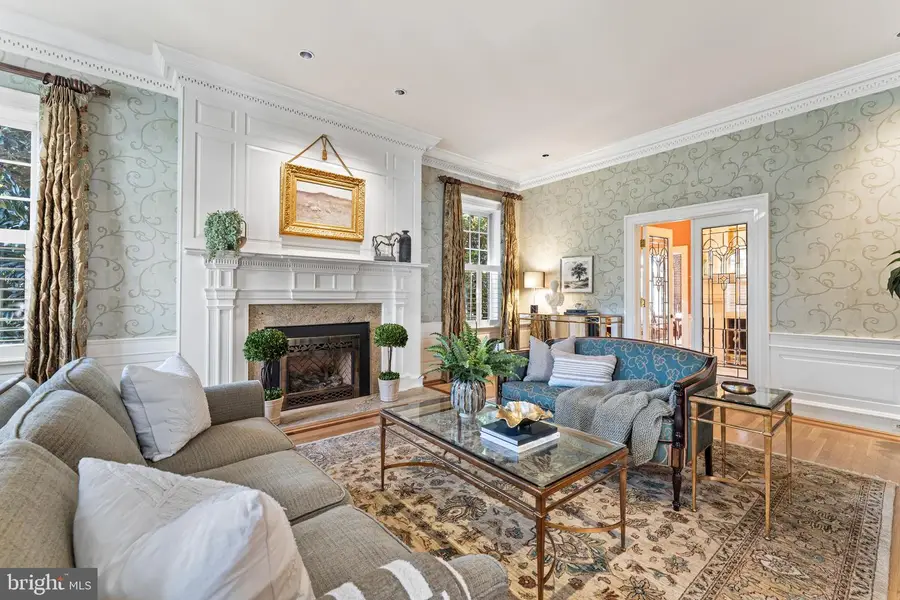 1304 Washington Ave, Fredericksburg, VA 22401 - #3
