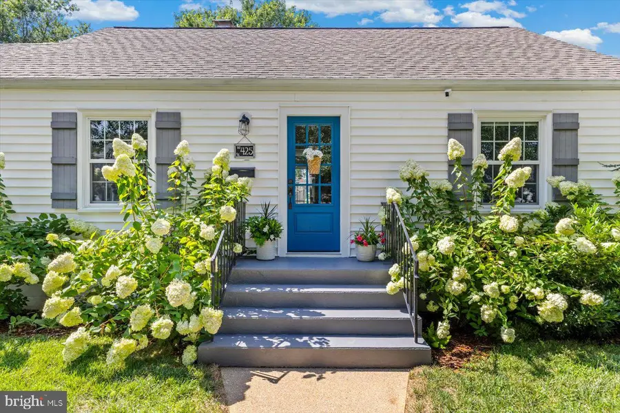 425 Woodford St, Fredericksburg, VA 22401 - Image #2