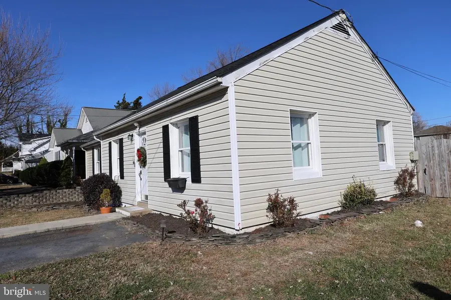 113 Hillcrest Dr, Fredericksburg, VA 22401 - Image #3