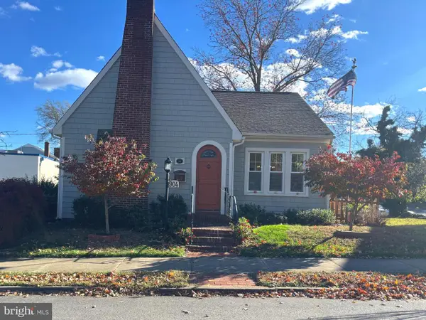 904 Hanover St, FREDERICKSBURG, VA 22401