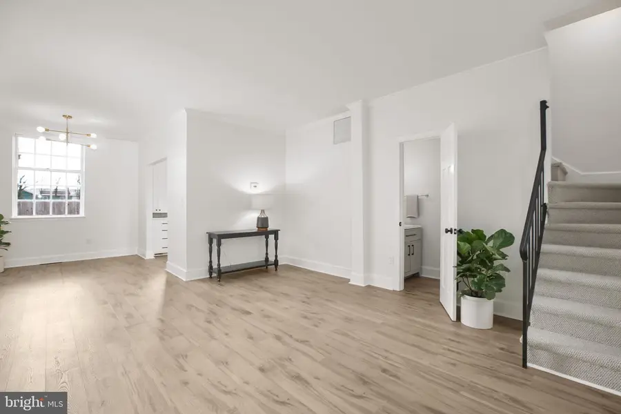 1216 Sophia St, Fredericksburg, VA 22401 - Image #3