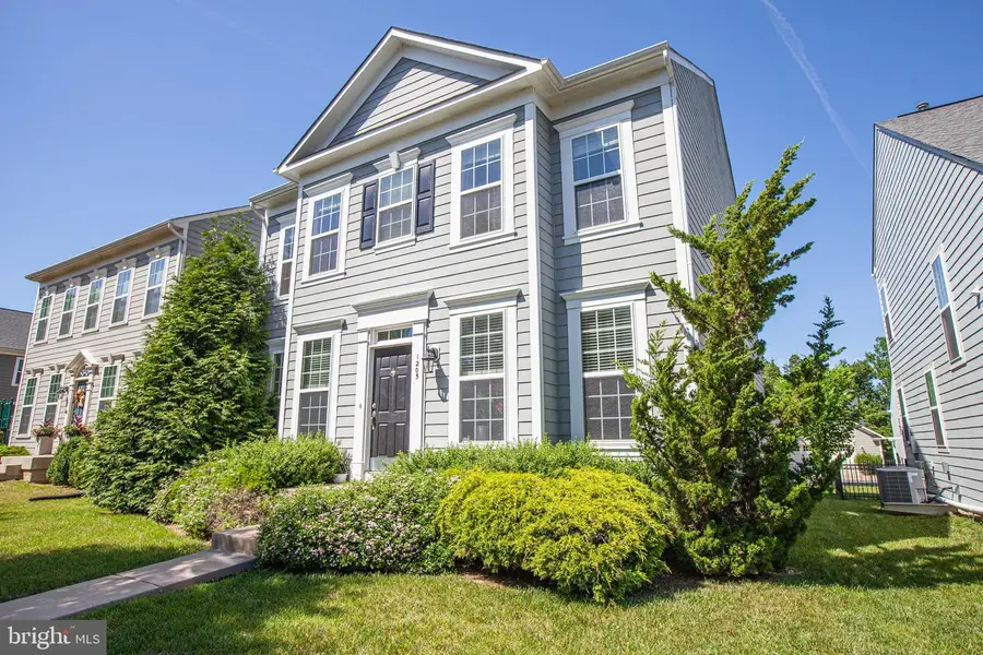 1205 Saunders Dr, Fredericksburg, VA 22401 - Image #3