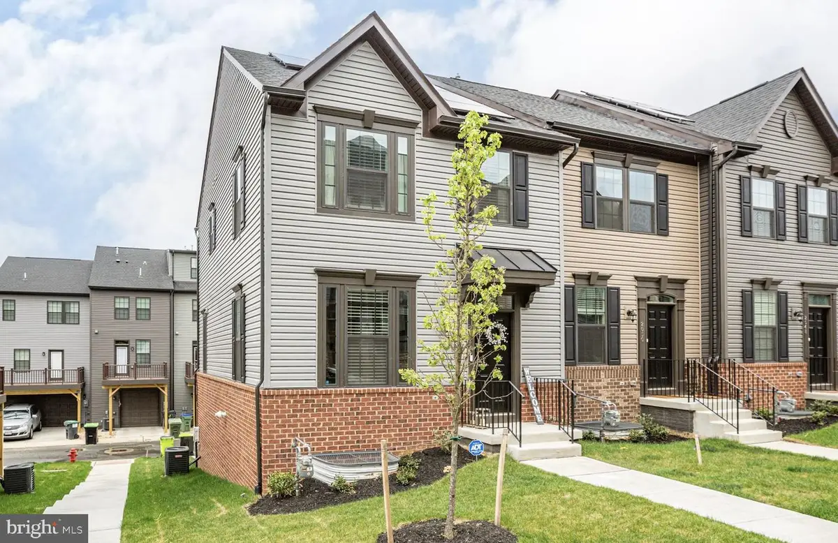 2052 Track Cir, Fredericksburg, VA 22401 - Image #1