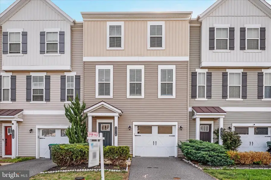 1216 Hudgins Farm Cir, Fredericksburg, VA 22408 - #2