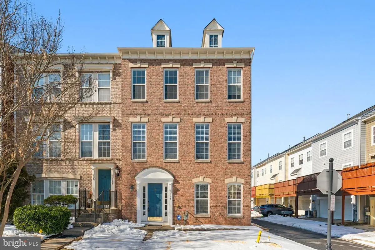 1107 Farrish Pl, Fredericksburg, VA 22401 - Image #1