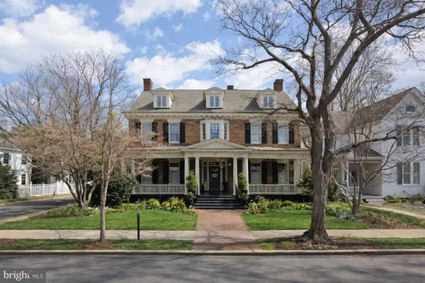 1111 Prince Edward St, FREDERICKSBURG, VA 22401