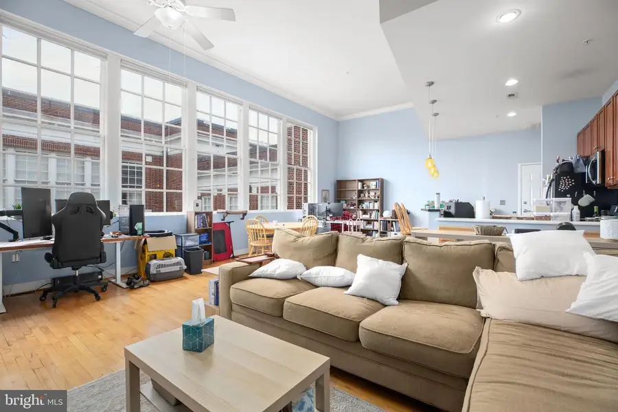 900 Barton St #304, Fredericksburg, VA 22401 - #3