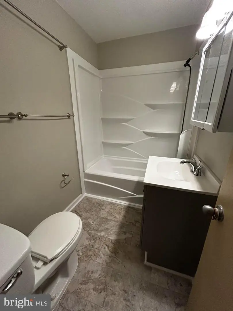 220 Ivanhoe Ct, Fredericksburg, VA 22401 - #2