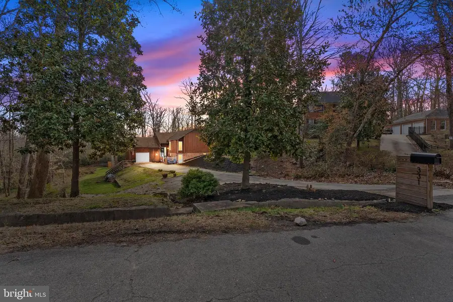 331 Braehead Dr, Fredericksburg, VA 22401 - #3