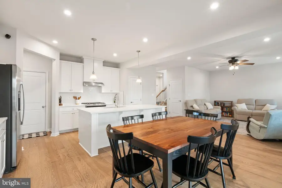 1507 Rampart Dr, Fredericksburg, VA 22401 - #2