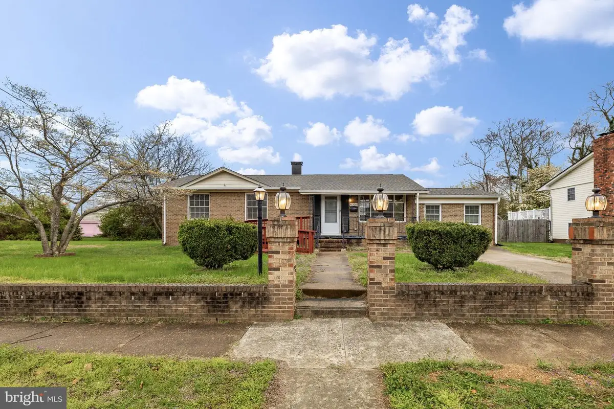 1306 Cardwell St, Fredericksburg, VA 22401 - #1