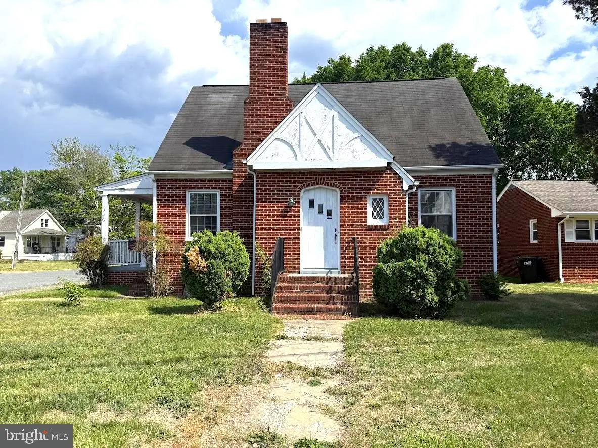 2401 Lafayette Blvd, Fredericksburg, VA 22401 - #1