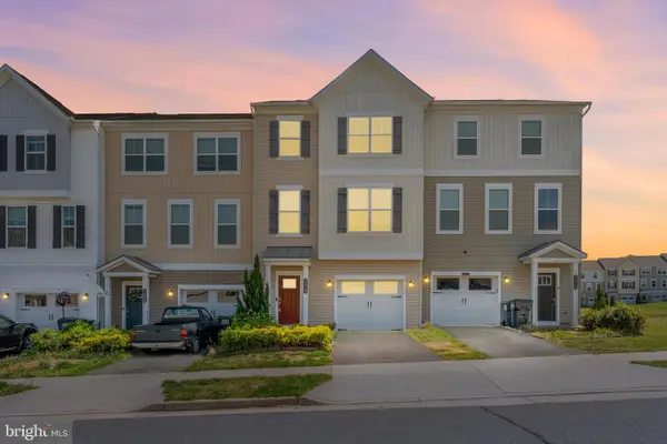 1418 Hudgins Farm Cir, FREDERICKSBURG, VA 22408