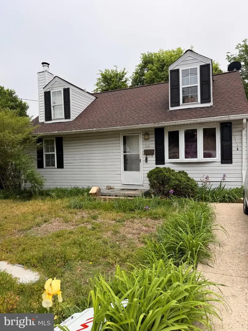 216 Coakley St, Fredericksburg, VA 22401 - #1