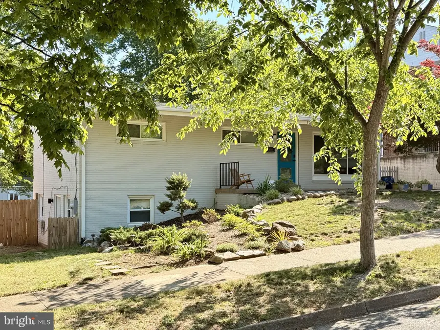 3103 Linden Ave, Fredericksburg, VA 22401 - #2