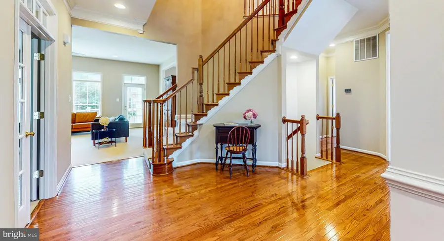 1002 W Kensington Cir, Fredericksburg, VA 22401 - #2