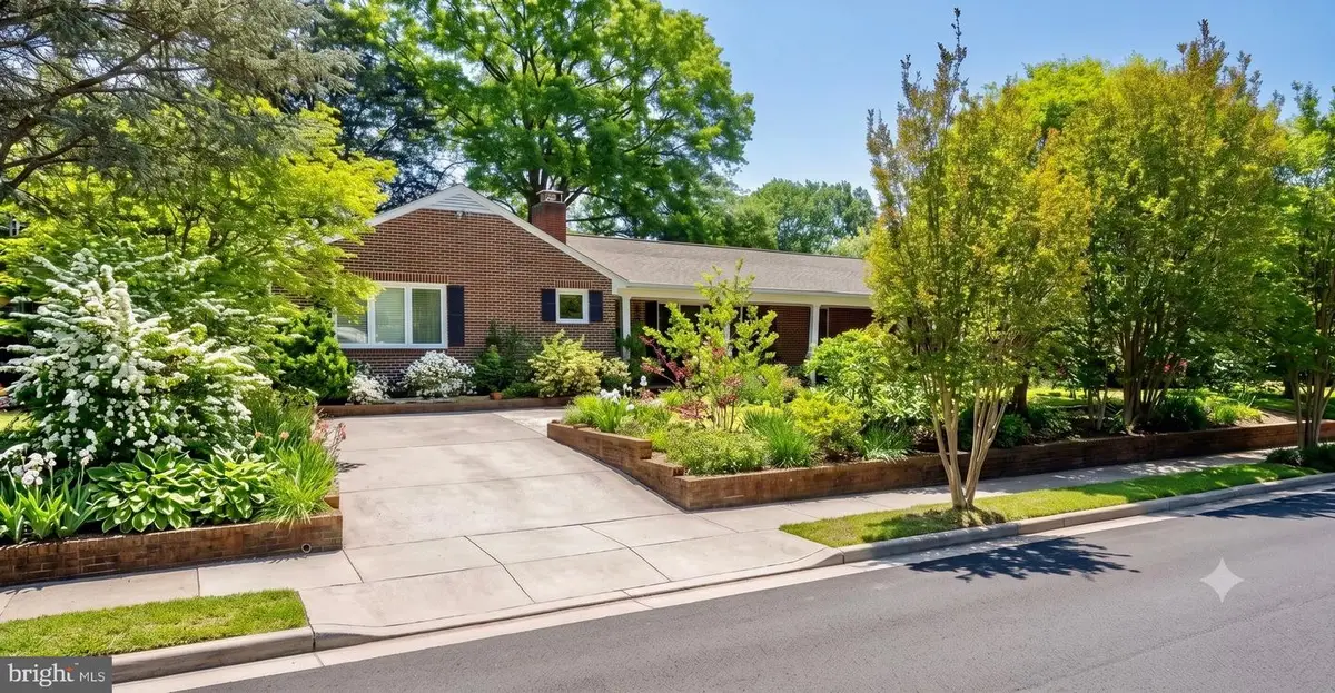 1420 Royston St, Fredericksburg, VA 22401 - #1