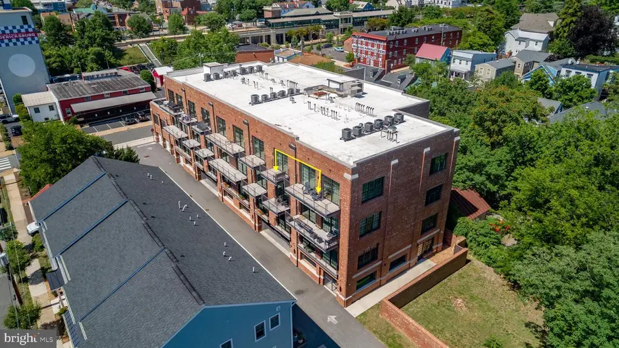 310 Frederick St #403, Fredericksburg, VA 22401 - #3