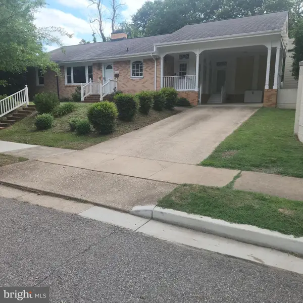 1614 Littlepage St, FREDERICKSBURG, VA 22401