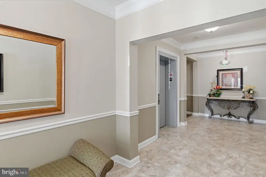 701 Cobblestone Blvd #308, Fredericksburg, VA 22401 - #2
