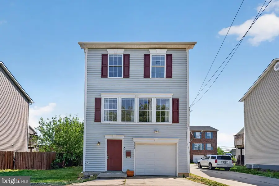 1609 Airport Ave, Fredericksburg, VA 22401 - #2
