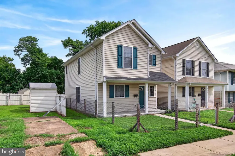 427 Palmer St, Fredericksburg, VA 22401 - #2
