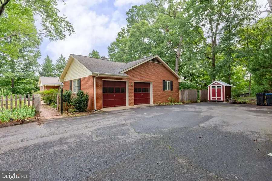 109 Woodland Rd, Fredericksburg, VA 22401 - #3