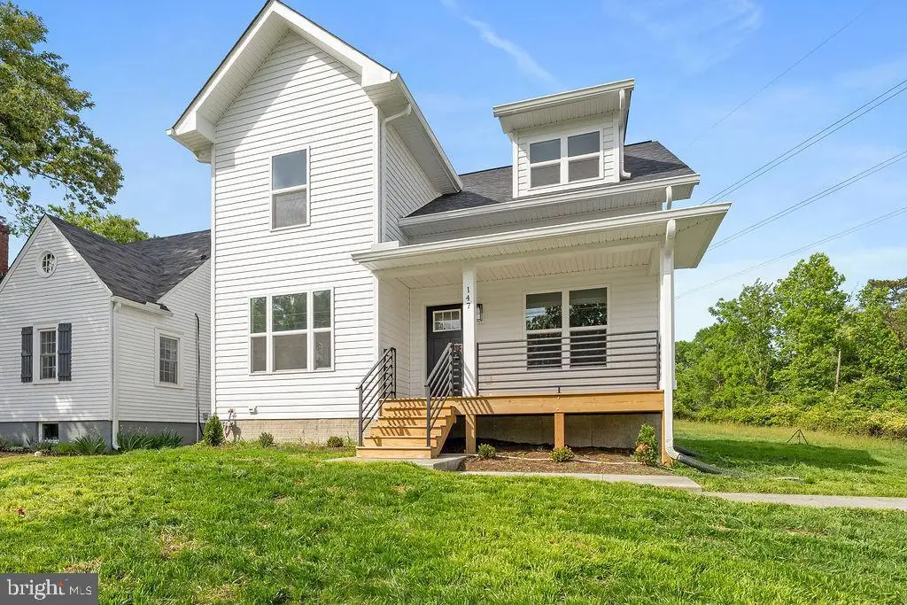 147 Longstreet Ave, Fredericksburg, VA 22401 - #1