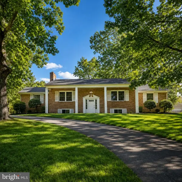 102 Woodland Rd, FREDERICKSBURG, VA 22401