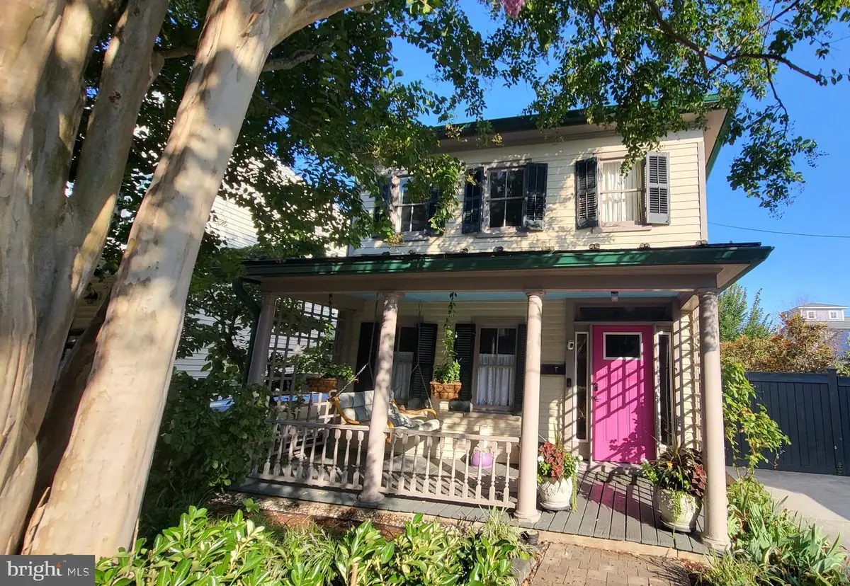 507 Amelia St, Fredericksburg, VA 22401 - #1