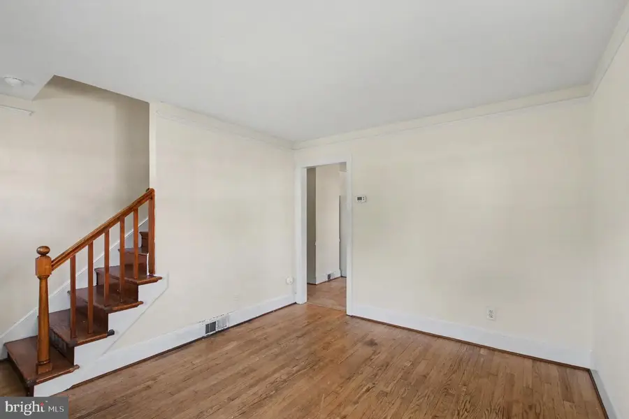 222 Hillcrest Dr, Fredericksburg, VA 22401 - #3