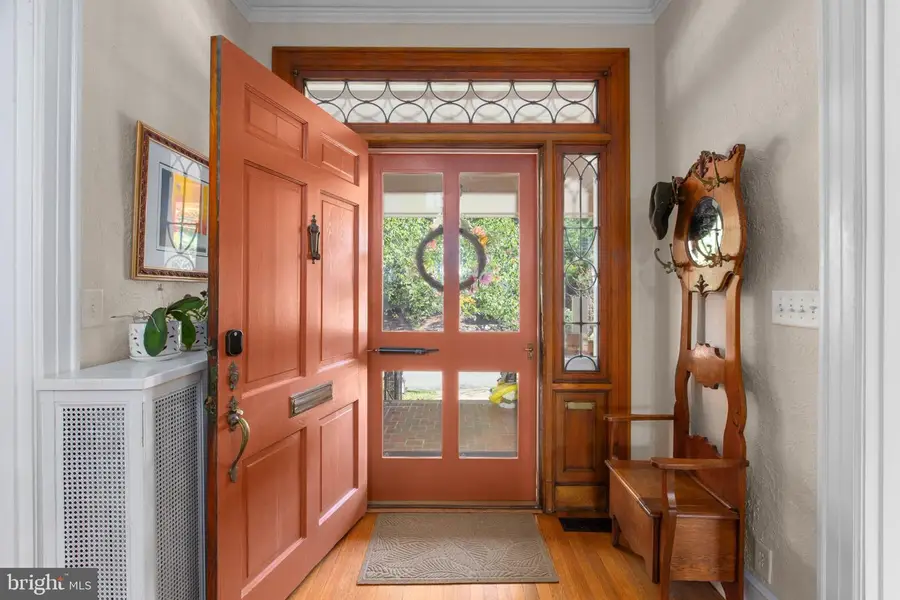 709 Hanover St, Fredericksburg, VA 22401 - #2