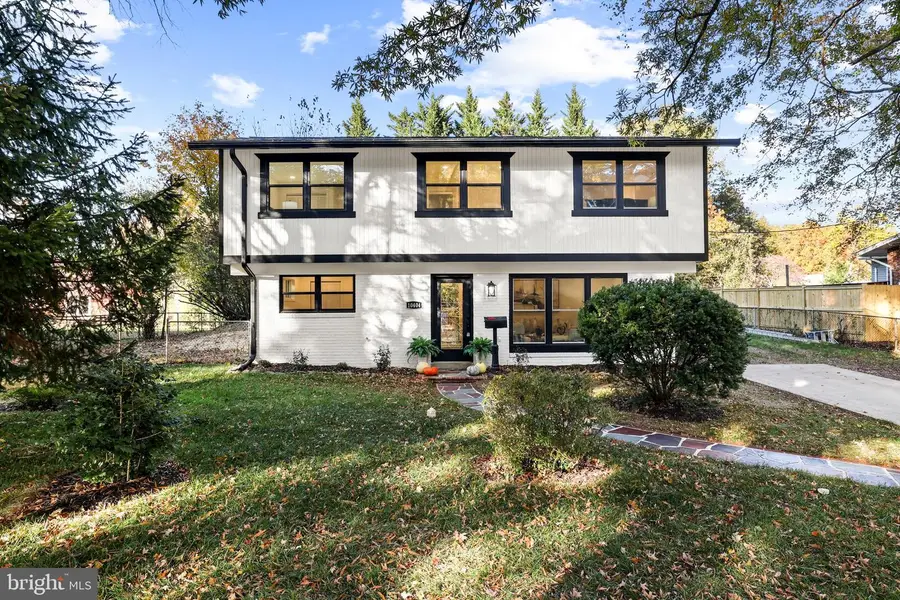 10404 Forest Ave, Fairfax, VA 22030 - Image #3