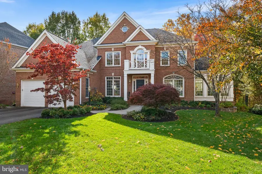 10121 Ratcliffe Manor Dr, Fairfax, VA 22030 - Image #2