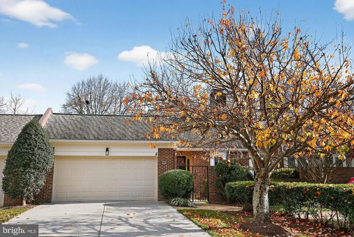 3889 Tusico Pl, Fairfax, VA 22030 - Image #1