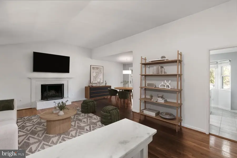 3604 Cornell Rd, Fairfax, VA 22030 - Image #2