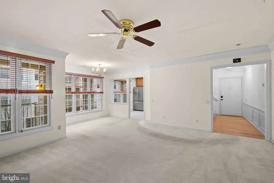 4110 Vanderbilt Ct #303, Fairfax, VA 22030 - Image #3